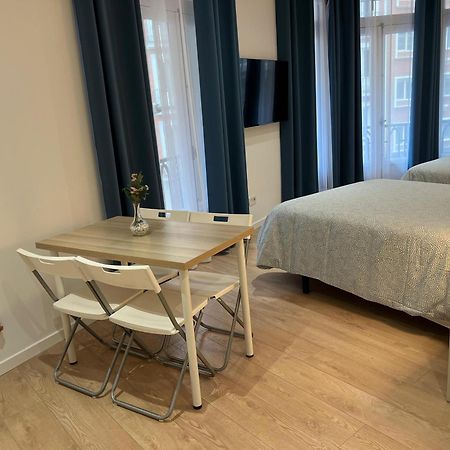 Room Plaza Espana Madrid Luaran gambar