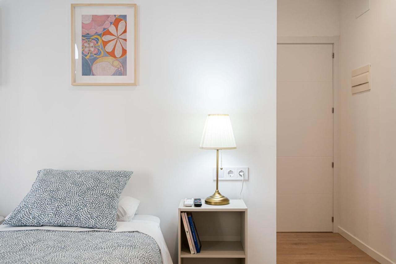 Room Plaza Espana Madrid Luaran gambar
